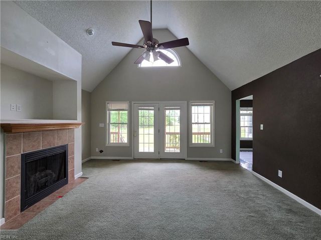 21117 Southampton PW, Courtland, VA 23837