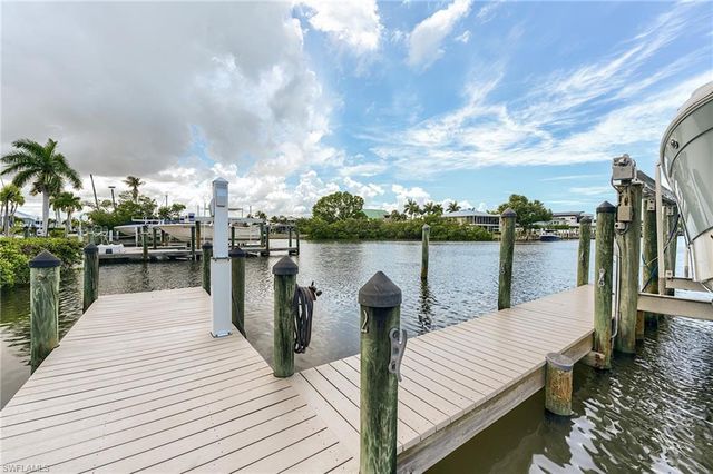 12205 Siesta DR, Fort Myers Beach, FL 33931