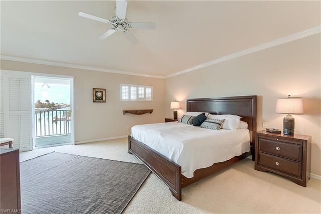 12205 Siesta DR, Fort Myers Beach, FL 33931