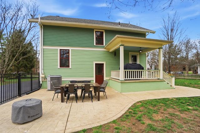 801 Park Avenue, Terrace Park, OH 45174