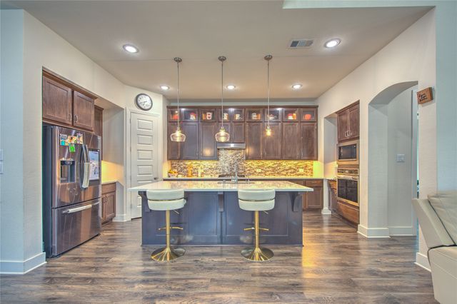 4105 Dartmoor Drive, Aubrey, TX 76227