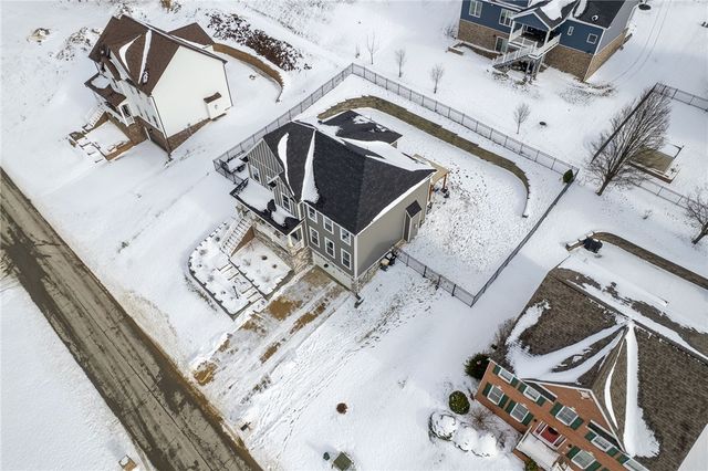 141 Morningstar Drive, Rostraver, PA 15012