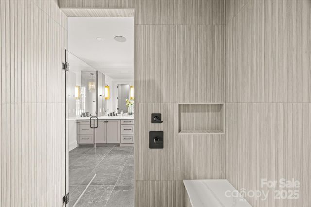 1603 Tippah Park Court, Charlotte, NC 28205