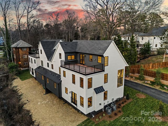 1603 Tippah Park Court, Charlotte, NC 28205
