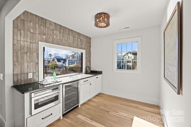 1603 Tippah Park Court, Charlotte, NC 28205