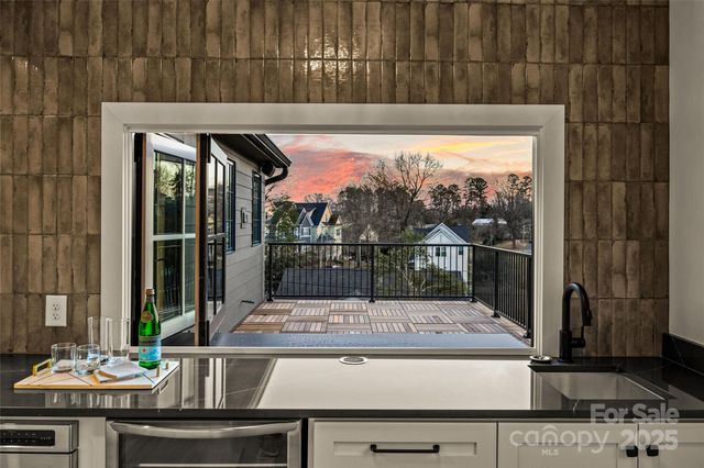 1603 Tippah Park Court, Charlotte, NC 28205