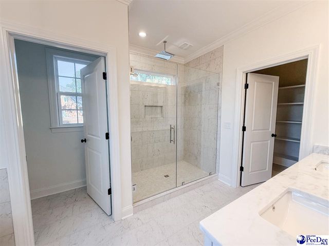 724 Caledonia Ct, Florence, SC 29501