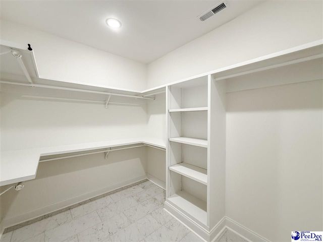 724 Caledonia Ct, Florence, SC 29501