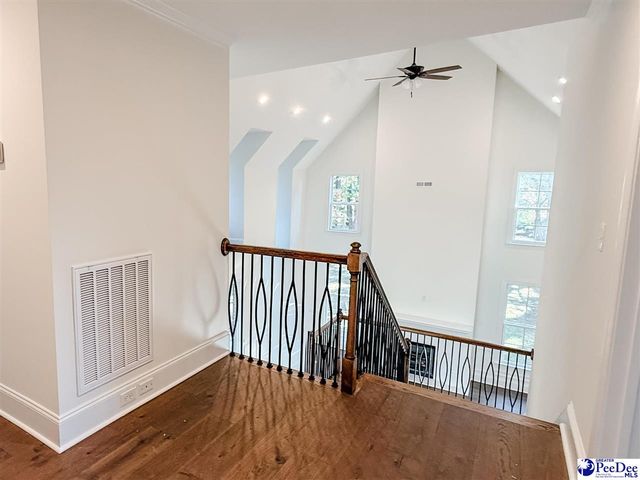 724 Caledonia Ct, Florence, SC 29501