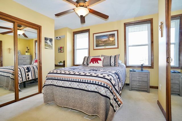 26033 W Catfish Drive, Wilmington, IL 60481