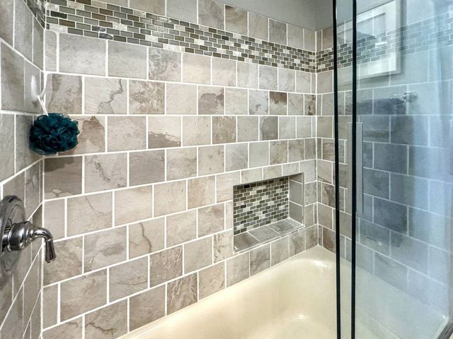 26033 W Catfish Drive, Wilmington, IL 60481