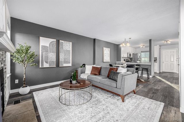 10537 W Maplewood Drive C, Littleton, CO 80127