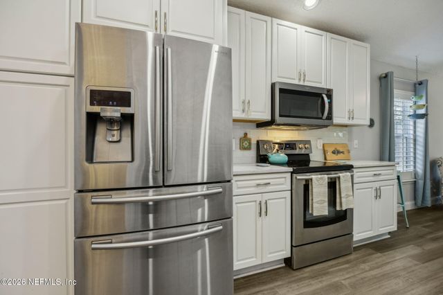 3700 SANCTUARY Way S, Jacksonville Beach, FL 32250