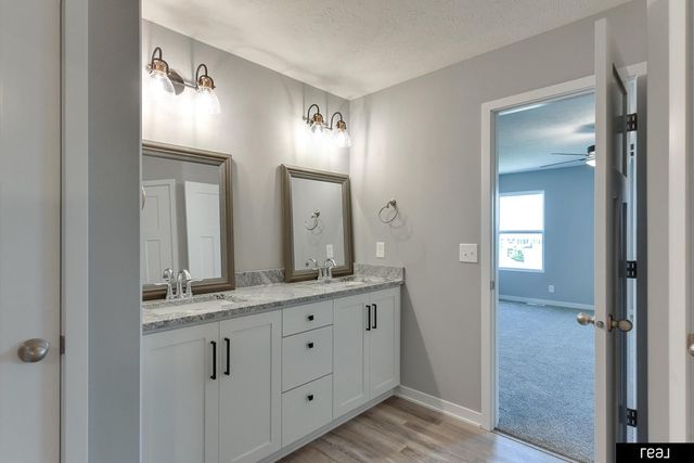 11513 S 116 Street, Papillion, NE 68133