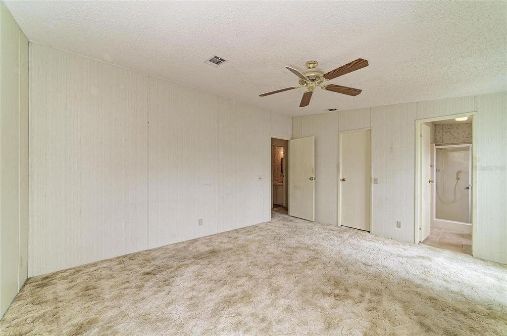 Image 15 of property listing at 6710 36TH AVENUE E 268, Palmetto, FL 34221