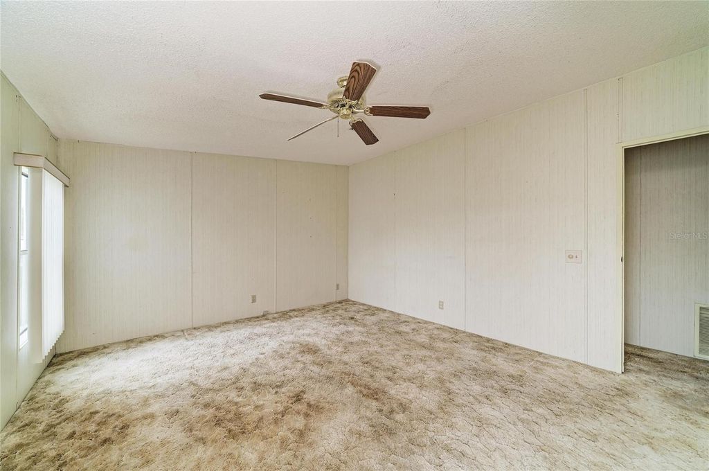 Image 16 of property listing at 6710 36TH AVENUE E 268, Palmetto, FL 34221
