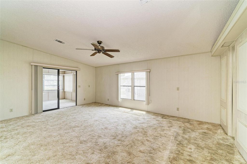 Image 3 of property listing at 6710 36TH AVENUE E 268, Palmetto, FL 34221