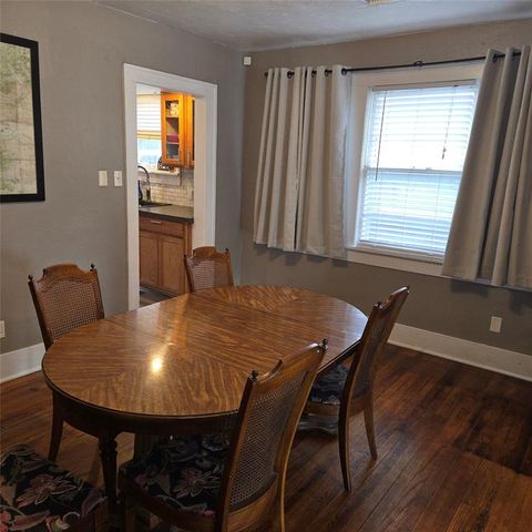 1424 NW 42 Street, Oklahoma City, OK 73118