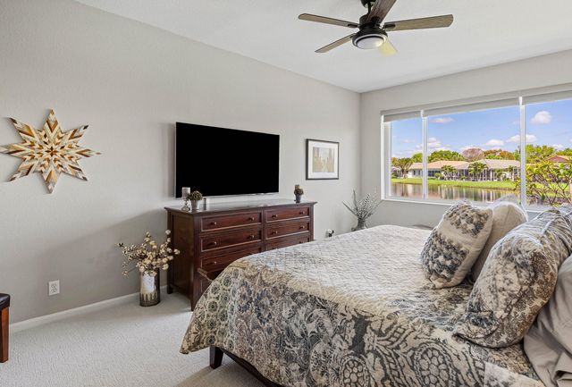 9121 Bay Point Circle, West Palm Beach, FL 33411
