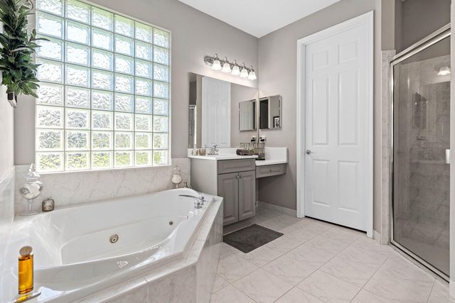 9121 Bay Point Circle, West Palm Beach, FL 33411