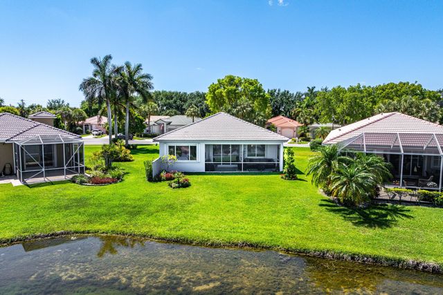 9121 Bay Point Circle, West Palm Beach, FL 33411
