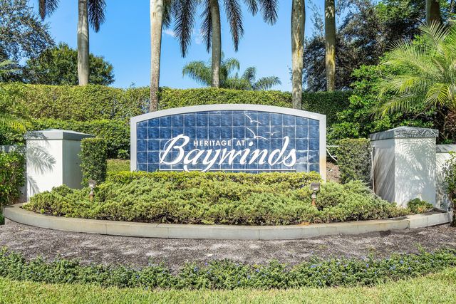 9121 Bay Point Circle, West Palm Beach, FL 33411
