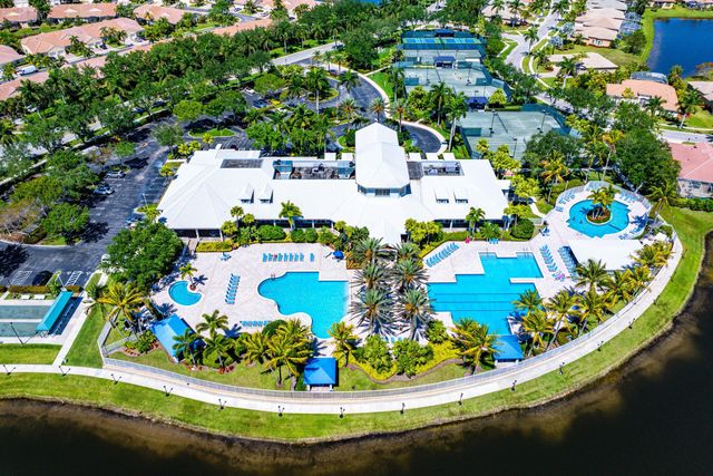 9121 Bay Point Circle, West Palm Beach, FL 33411