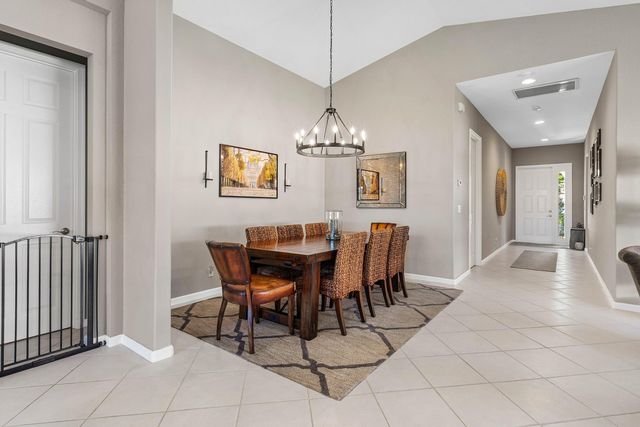 9121 Bay Point Circle, West Palm Beach, FL 33411