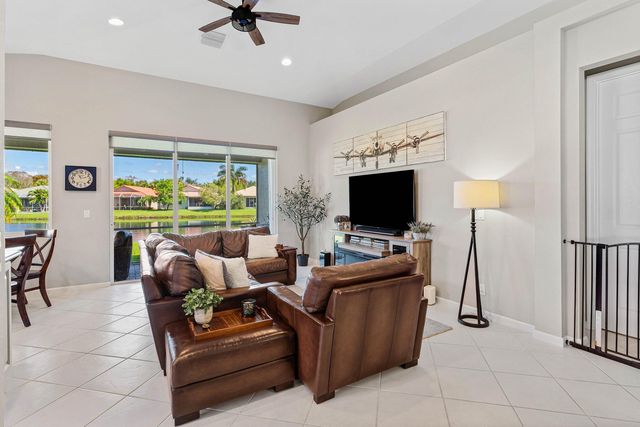 9121 Bay Point Circle, West Palm Beach, FL 33411