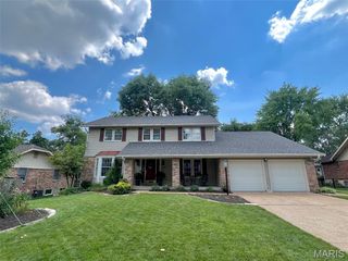 7806 Tanager Court, St Louis, MO 63119