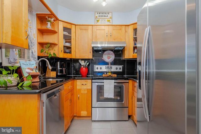 411 WARREN RD, Cockeysville, MD 21030