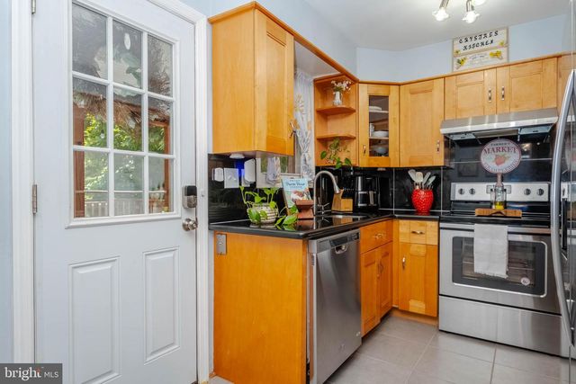 411 WARREN RD, Cockeysville, MD 21030