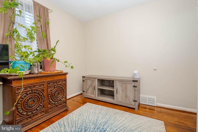 411 WARREN RD, Cockeysville, MD 21030