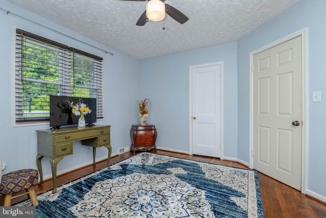 411 WARREN RD, Cockeysville, MD 21030