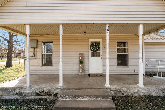 327 E Mulberry Street, Alma, AR 72921