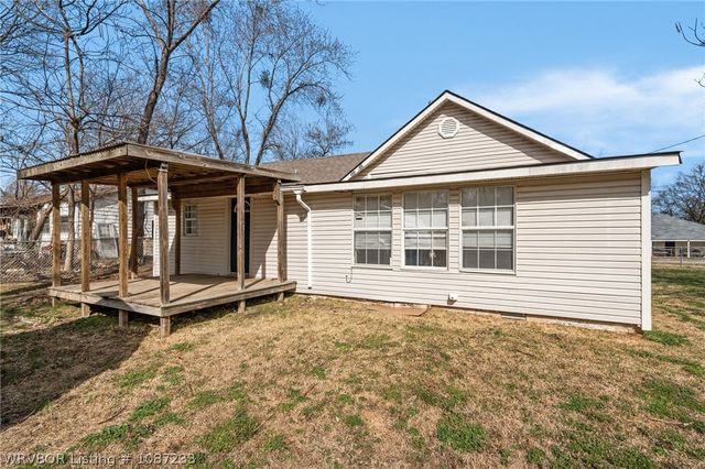 327 E Mulberry Street, Alma, AR 72921