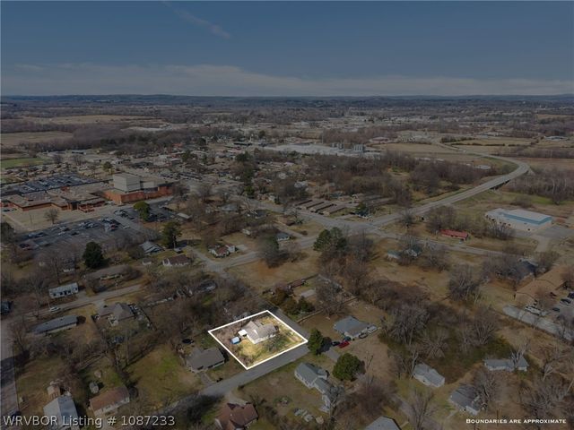 327 E Mulberry Street, Alma, AR 72921