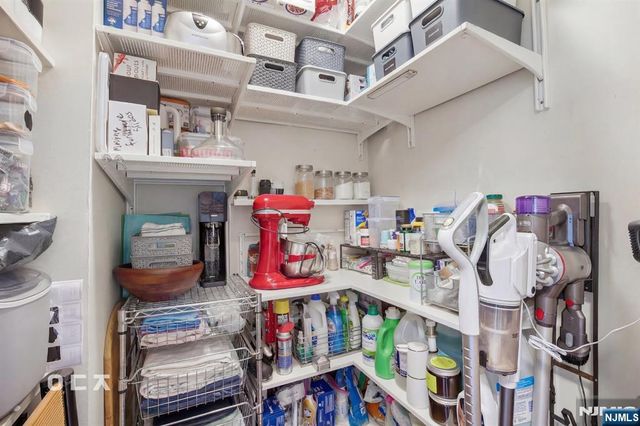 300 Winston Drive 1503, Cliffside Park, NJ 07010