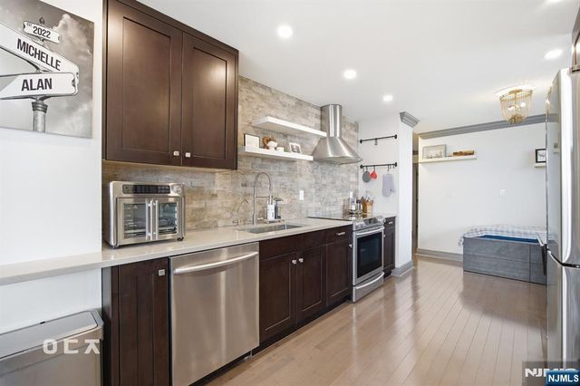 300 Winston Drive 1503, Cliffside Park, NJ 07010