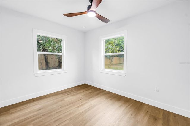 8171 37TH AVENUE N, St Petersburg, FL 33710