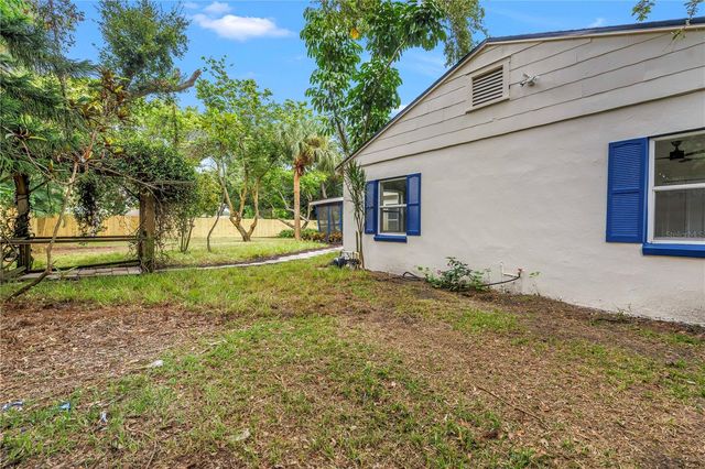 8171 37TH AVENUE N, St Petersburg, FL 33710