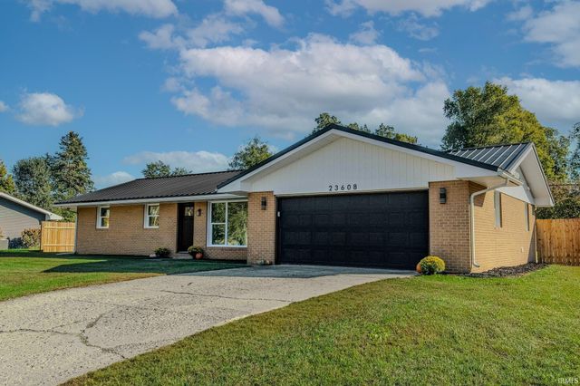 23608 River Manor Boulevard, Elkhart, IN 46516