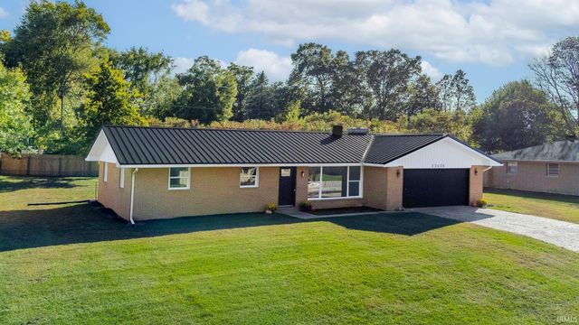23608 River Manor Boulevard, Elkhart, IN 46516