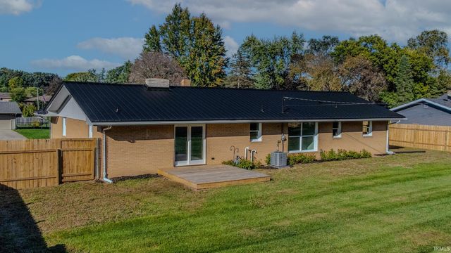 23608 River Manor Boulevard, Elkhart, IN 46516