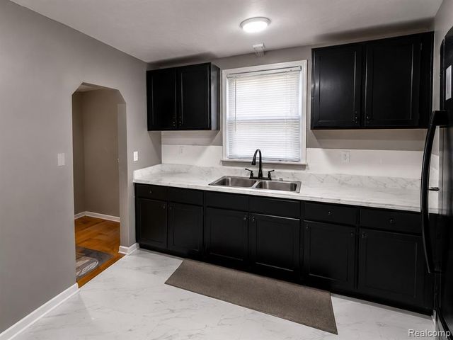 7619 Fielding Street, Detroit, MI 48228