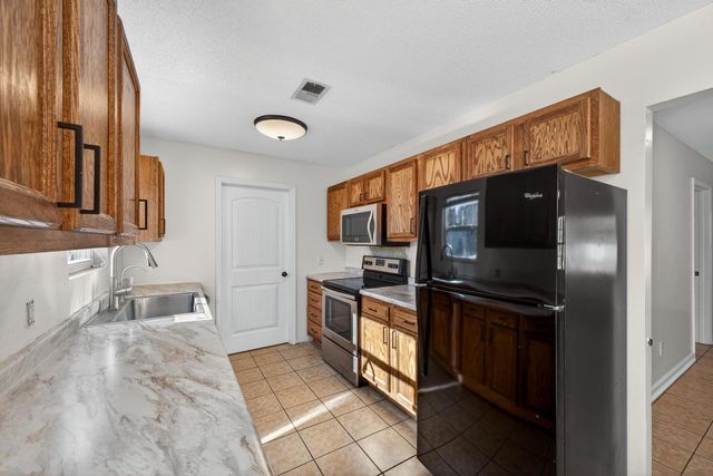 1539 Ben Franklin Road, Batesburg-leesville, SC 29070