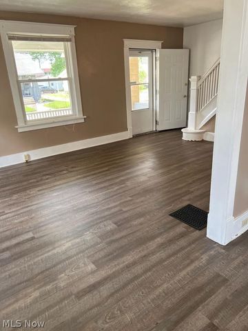 862 9th Street NE, Massillon, OH 44646