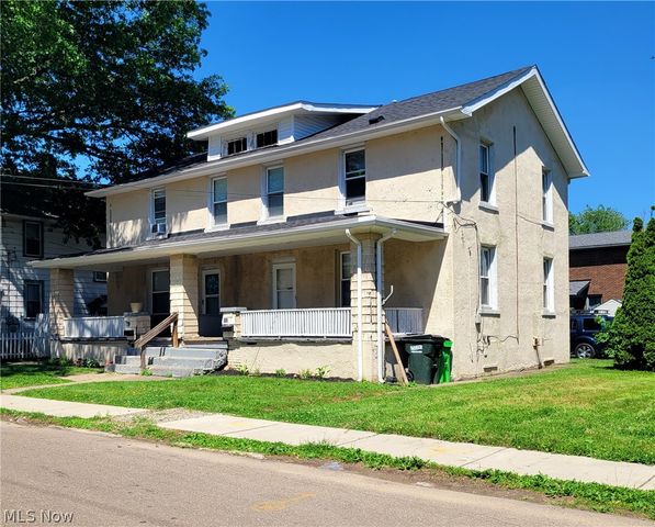 862 9th Street NE, Massillon, OH 44646