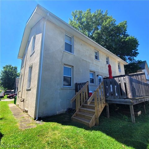 862 9th Street NE, Massillon, OH 44646