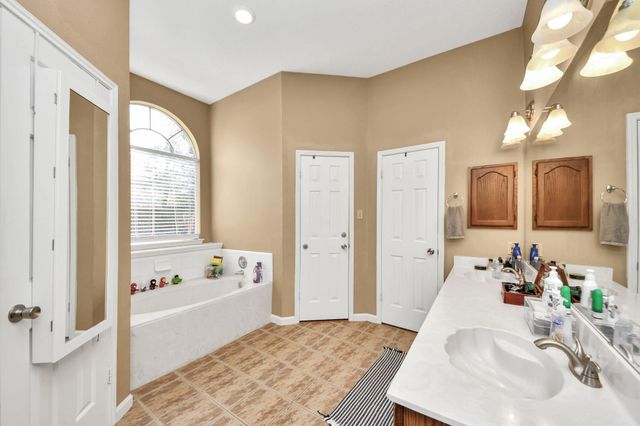 3914 Village Well Drive, Humble, TX 77396